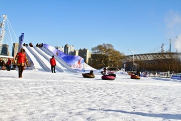 滑雪