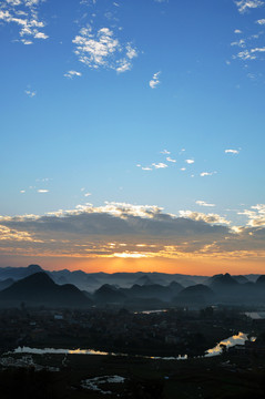 青龙山日出