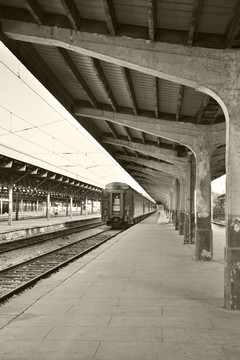 民国火车站月台