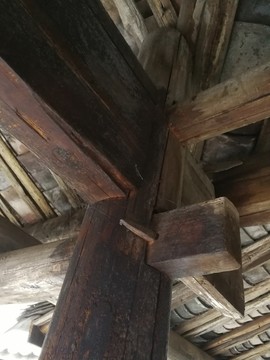 木屋支撑结构