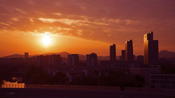 城市夕阳