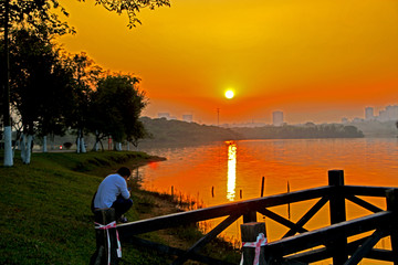 东莞松山湖黄昏风景