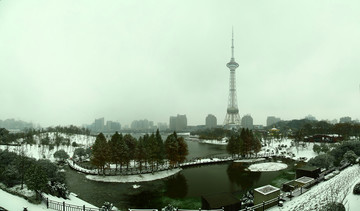 湖南株洲炎帝广场神农塔雪景