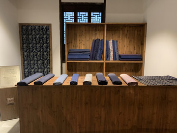 綢布店