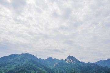 千山弥勒宝塔山峰群山山脉风光