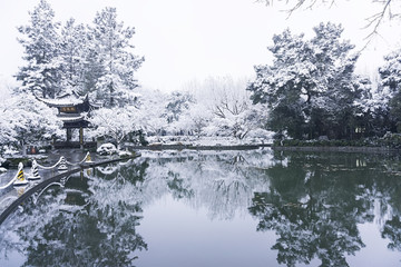 西湖雪景