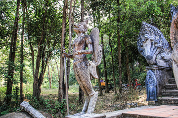 柬埔寨暹粒荔枝山毗湿奴雕塑