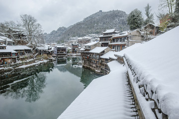 凤凰古城雪景