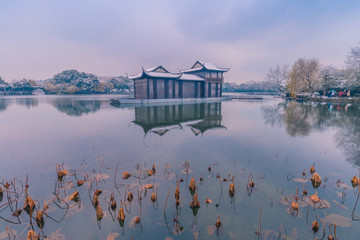 杭州西湖雪景曲院风荷