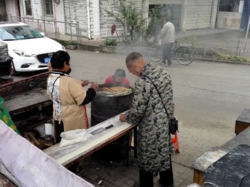 炸油条