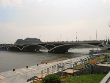 桂林漓江及解放桥小景