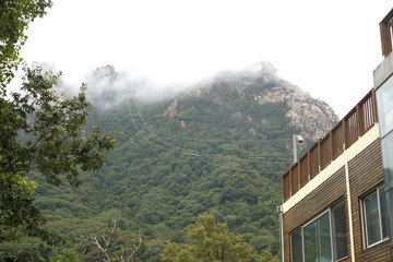 韩国雪岳山国家公园缆车站房