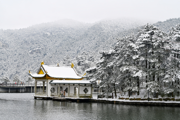 庐山雪景雾凇