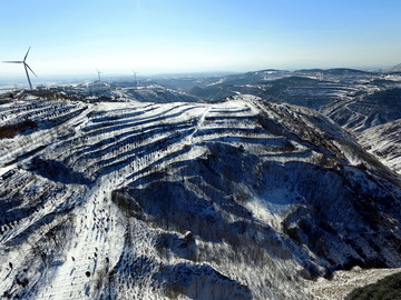 梯田雪景