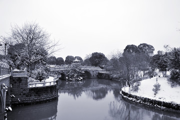 园林雪景