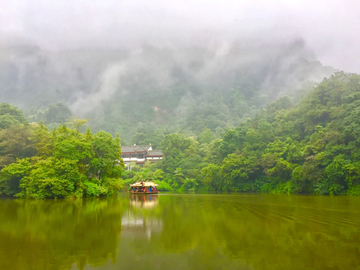 青城山湖泊