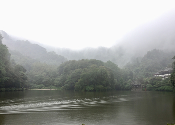 青城山湖泊