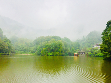 青城山湖泊