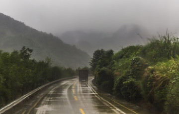 雨雾