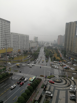 雨天城市交通 昆山