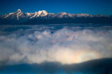 牛背山云海佛光爱德嘉峰