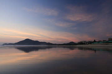 东山岛海边日出