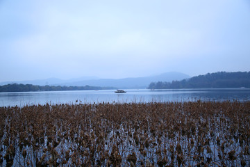 西湖山水装饰画