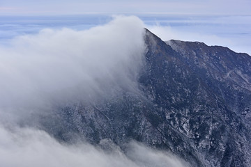 无限风光在险峰