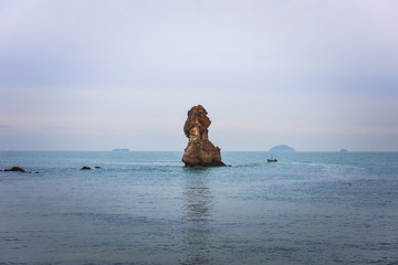 青岛石老人海景