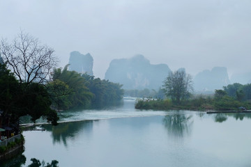 烟雨漓江