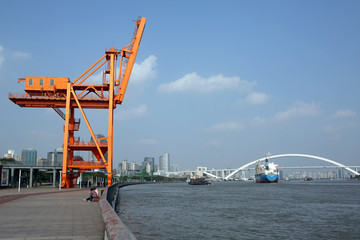 上海徐汇滨江卢浦大桥