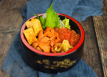 海鲜丼饭