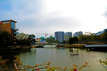 深圳大梅沙奥特莱斯湖畔风景