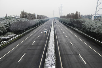 冬雪道路