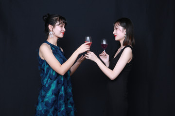 商务人物酒会高清图片