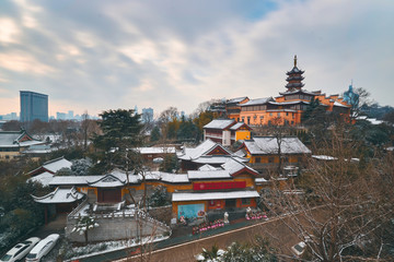 鸡鸣寺雪景