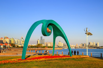 青岛海滨雕塑