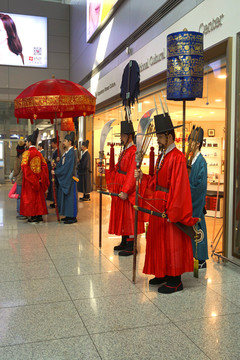 韩国仁川机场传统民俗表演