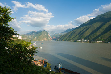 长江三峡巫峡口秀丽景色