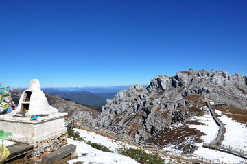 雪山顶