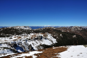 雪山顶