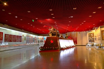 平津战役纪念馆展厅内景