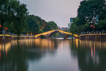 杭州小河直街夜景