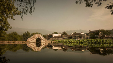 颗粒质感乡村风景图