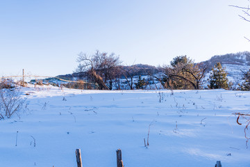 松岭雪村