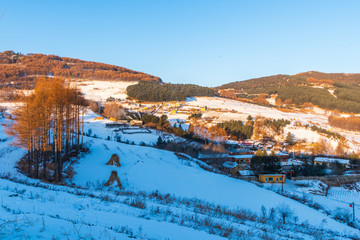 松岭雪村