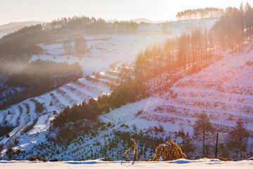 松岭雪村