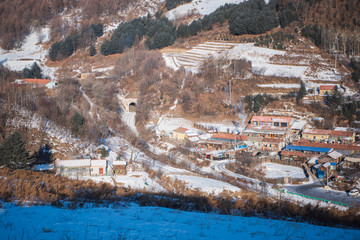 松岭雪村