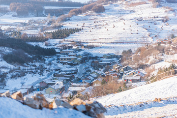 松岭雪村