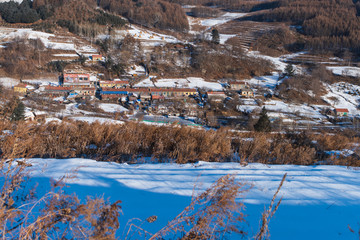 松岭雪村